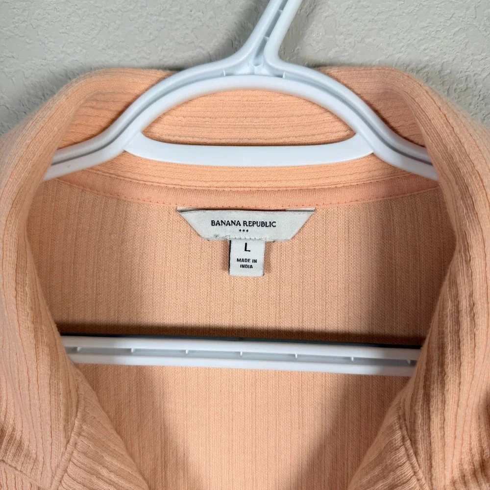Banana Republic Button Up Shirt Mens L Peach Ribbed Cotton Short Sleeve Camp